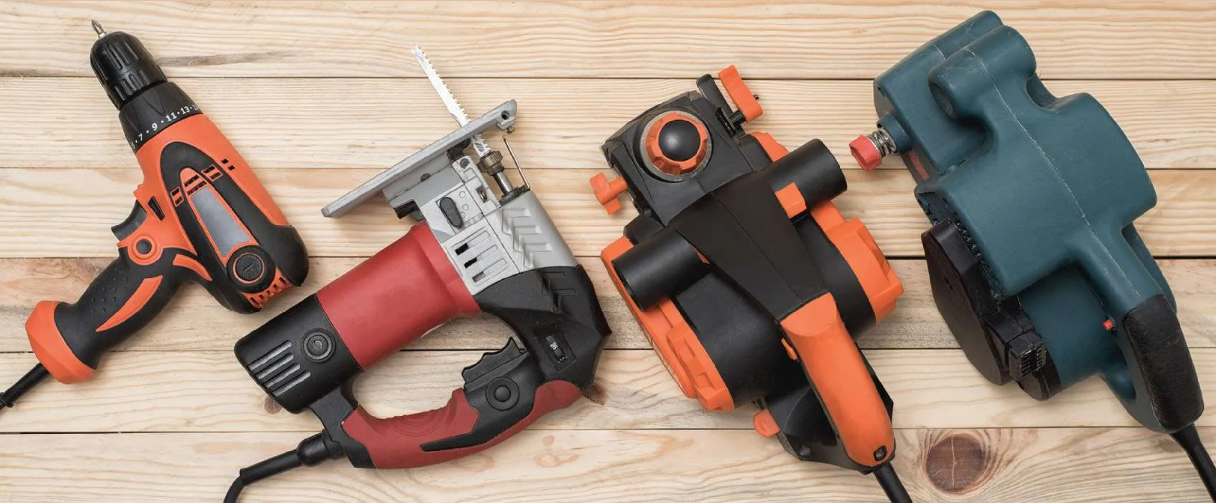 Hand Tools vs Power Tools: Choosing the Right Tool for the Job