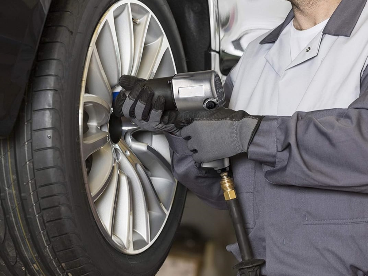 Impact Wrench: Pneumatic vs Electric